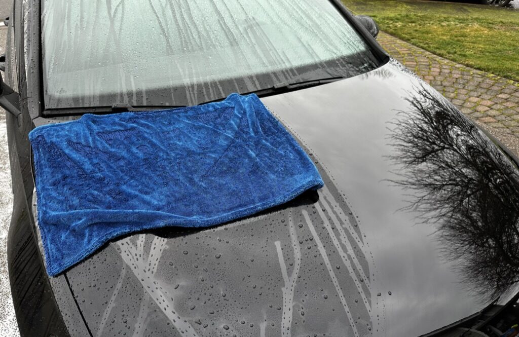 Best Car Drying Towels: Top 3 Picks For A Spotless Finish